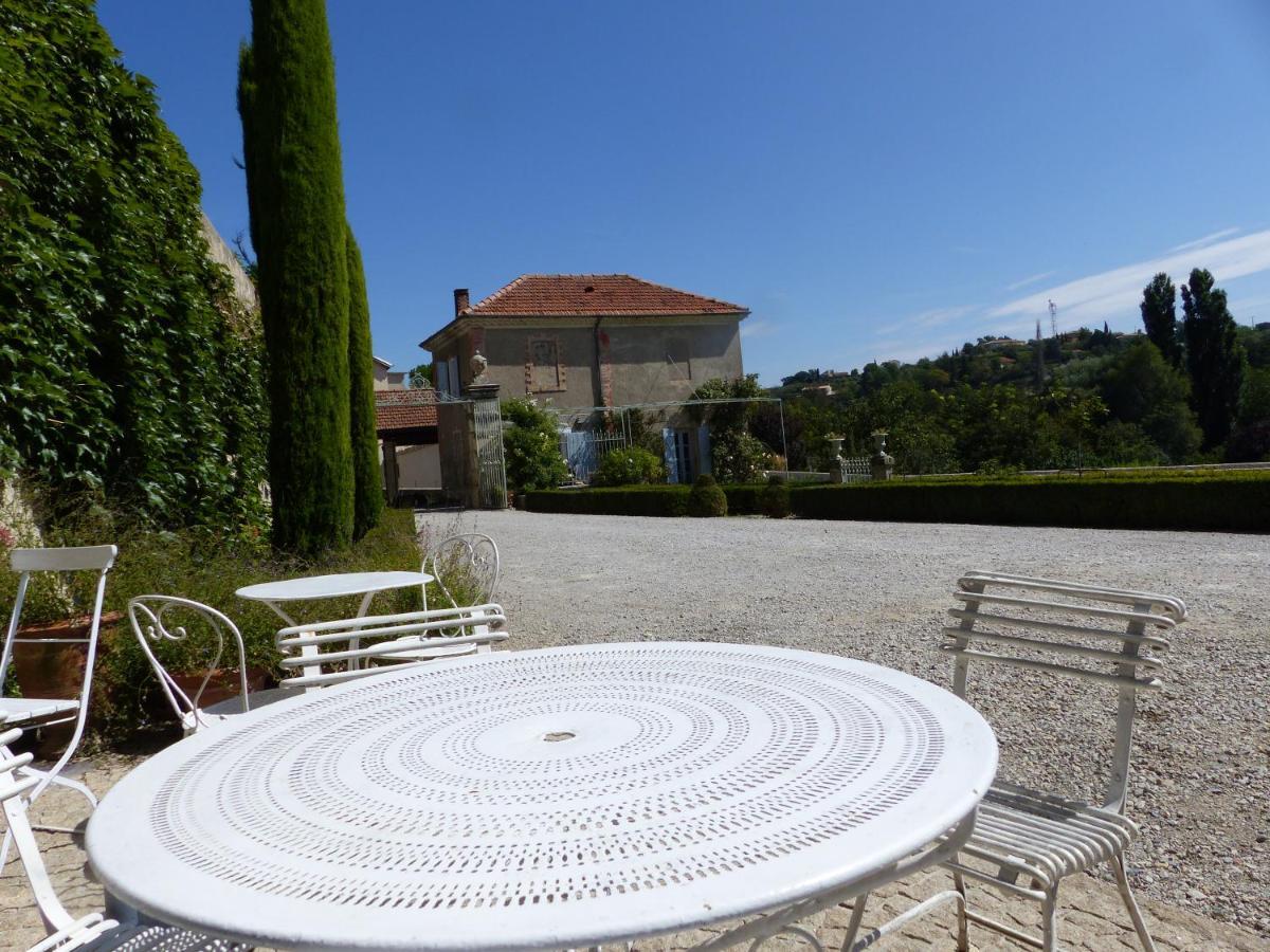 Chateau Du Grand Jardin Valensole Kültér fotó