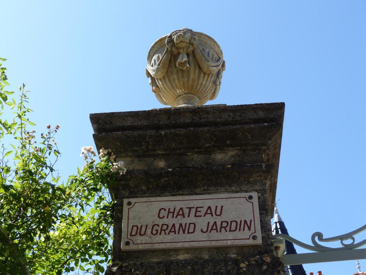 Chateau Du Grand Jardin Valensole Kültér fotó